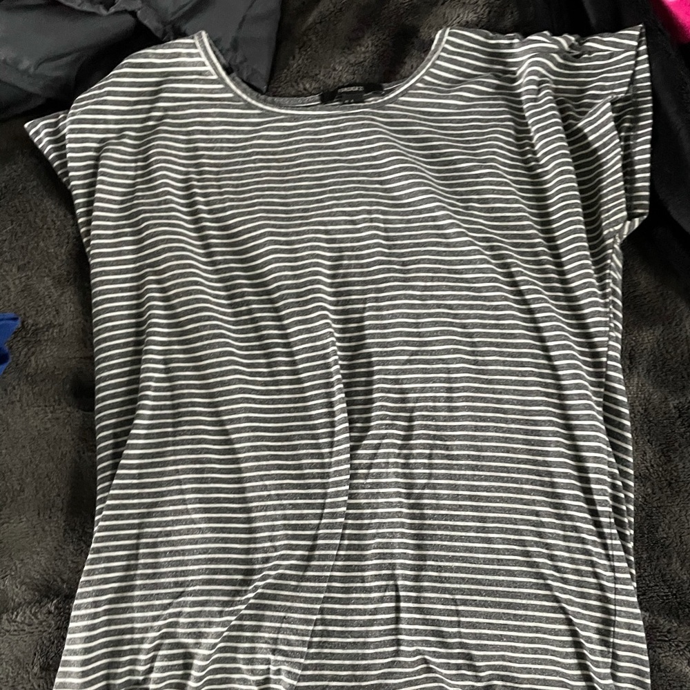 forever 21 tee